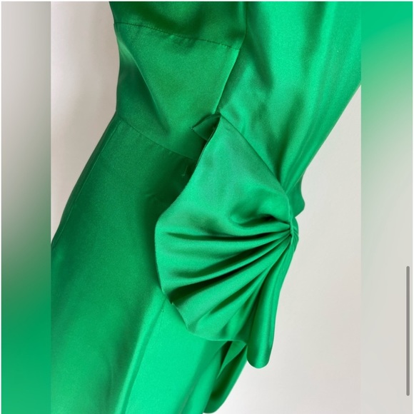 Diane von Furstenberg: Agata Sleeveless Ruffle Dress - Picture 6 of 11